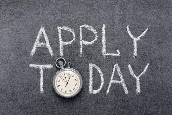Apply Today written on a blackboard with a stopwatch as the "O"